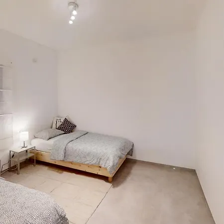 Luxury 3&4 Bedroom New Apartments - Close To The Beach & Bahai Gardens Haifa Exterior photo