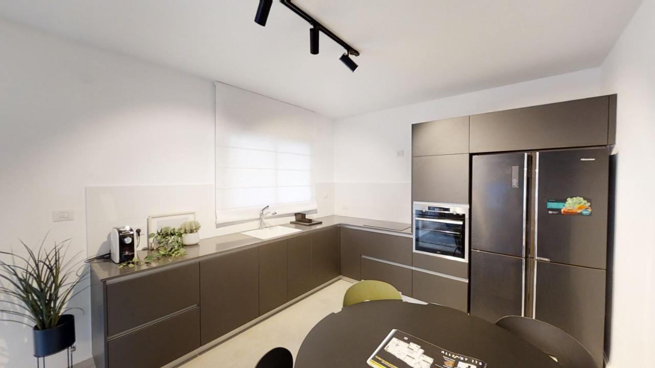 Luxury 3&4 Bedroom New - Close To The & Bahai Gardens * Haifa