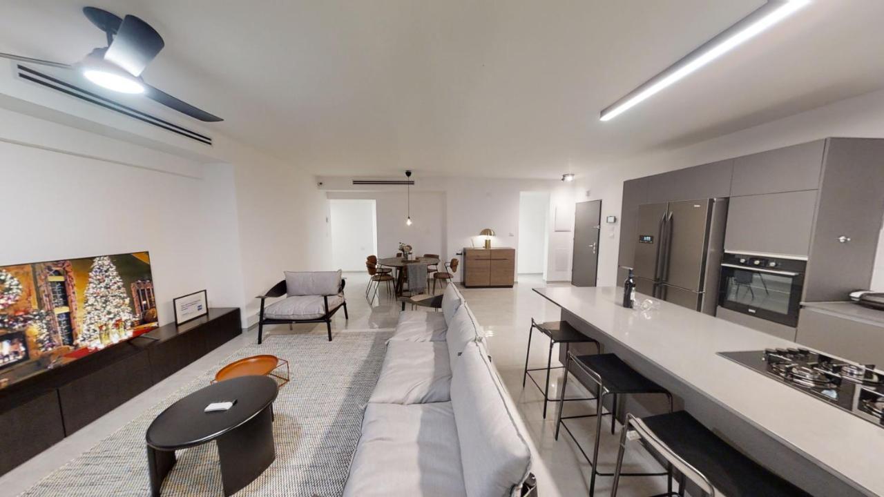 Apartment Luxury 3&4 Bedroom New - Close To The & Bahai Gardens Haifa