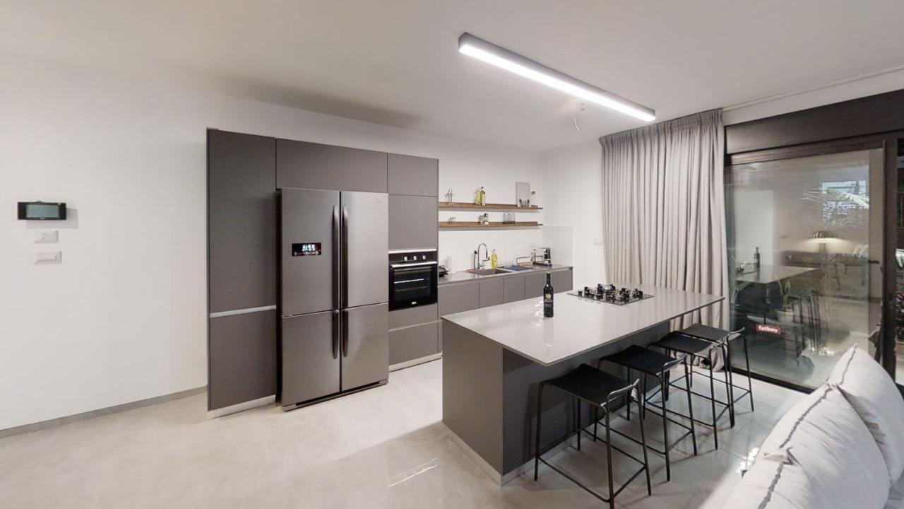 Luxury 3&4 Bedroom New - Close To The & Bahai Gardens