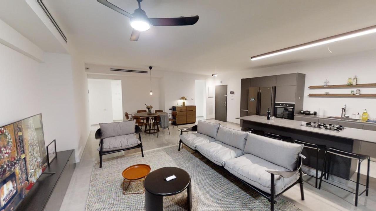 Luxury 3&4 Bedroom New - Close To The & Bahai Gardens